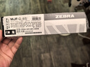 斑马牌（ZEBRA）按动中性笔替芯 不易晕染笔芯（适用于JJS77）0.4mm子弹头按动签字笔芯 RMJF4 黑色 10支装 实拍图