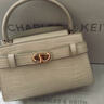 CHARLES&KEITH金属扣带手提单肩妈妈包凯莉包包女包生日礼物CK2-50160102 Cream奶白色 M 实拍图