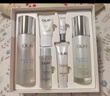 玉兰油（OLAY）超抗小白瓶美白水乳洁面礼盒美白去黄提亮护肤品套装生日礼物 实拍图