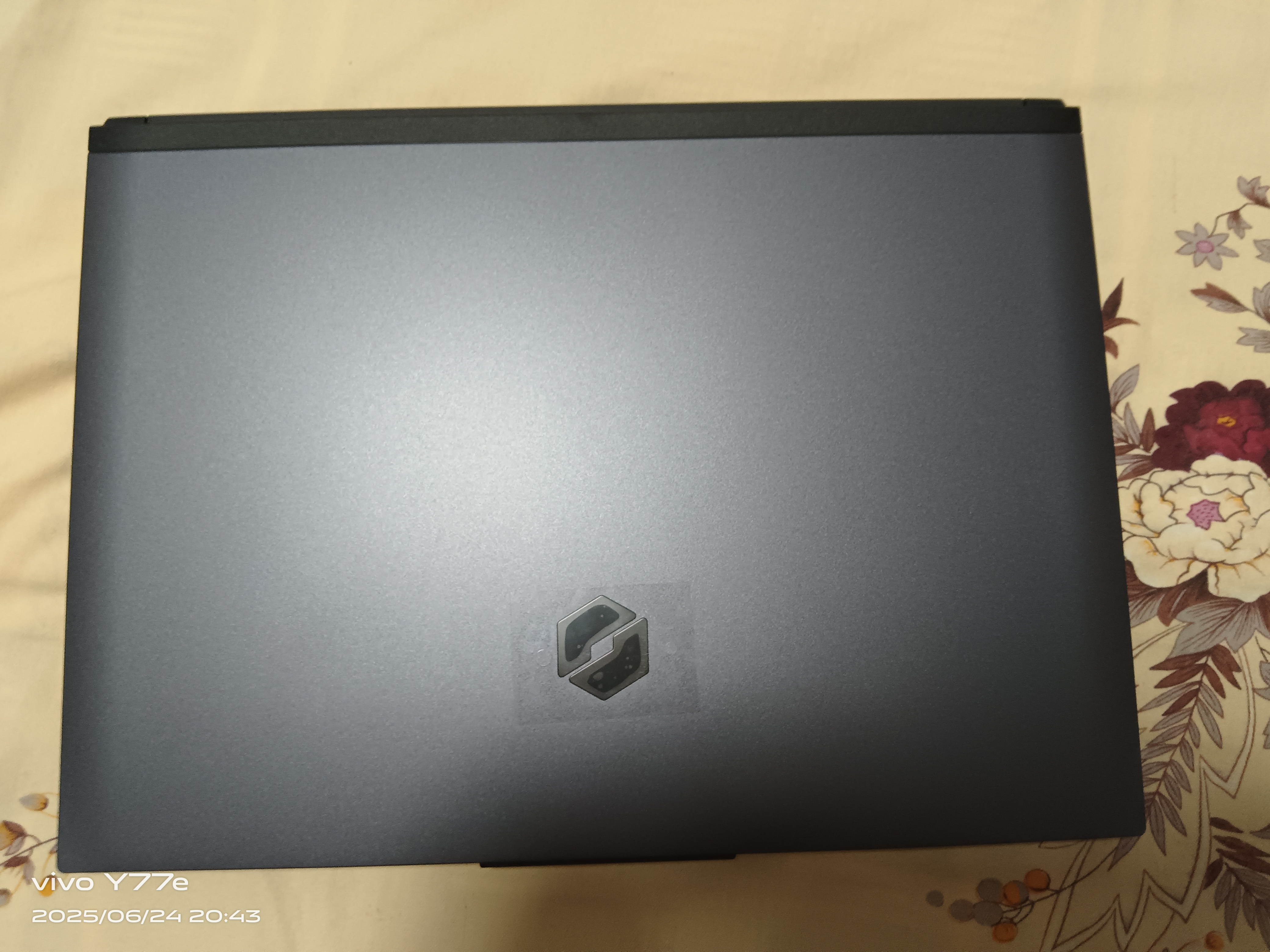 机械革命2026蛟龙16PRO5070蛟龙16pro5060 2026蛟龙5070【送雷蛇鼠标垫】 2026新品游戏本蛟龙畅玩打瓦PUBG R7 -7735H RTX4050 【高性能版】32G+1T 实拍图