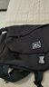 回力（Warrior）斜挎包男士挎包男女潮牌大容量单肩包学生情侣休闲运动小背包邮差 黑色【带太空人挂件】 实拍图