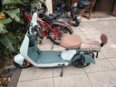 绿源（Luyuan）LIVA7豪华版新国标电动自行车 48V24Ah锂电 通勤代步轻便电动车 liva7锂电版 天空灰 实拍图