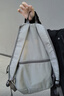 骆驼（CAMEL）可折叠大容量轻量化书包背包男女运动双肩包防水旅游旅行包 皓月灰-574C634622-25L 实拍图