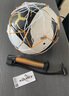 卡尔美（KELME）足球5号比赛训练中考体育学生4号机缝耐磨专用球 黑金 实拍图