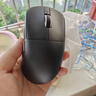 VXE 蜻蜓R1 威界游戏电竞鼠标 PAW3395/se无孔轻量化人体工学无线鼠标ATK 蜻蜓R1 SE长续航 黑 实拍图