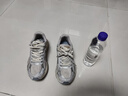 美津浓（MIZUNO）【RACER S】软底轻便运动跑步鞋男女同款缓震透气休闲慢跑鞋 18/脏脏银 38 (240mm) 实拍图