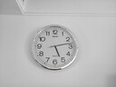 精工日本精工家用免打孔简约壁钟客厅办公室时尚圆形挂钟多尺寸可选 银色 40cm 16英寸 实拍图