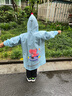 牧萌 儿童雨衣男女童带书包位宝宝幼儿园小学生雨鞋套装防水卡通雨披 浅蓝火箭恐龙 XL码（建议身高115-125cm） 实拍图