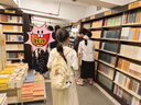 麓格立包包女包研学可爱儿童双肩包春游小号大学生轻便迷你背包登山书包 小背包【奶黄色】+吐司玩偶 实拍图