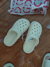 名创优品（MINISO）洞洞鞋女款2025新款eva防滑防臭沙滩鞋增高凉拖鞋女夏季外穿 卡其+卡皮巴拉组合(8个)滴塑 36-37 实拍图