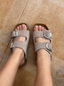 百丽（Belle）周雨彤易梦玲同款生巧吐司2代厚底勃肯拖鞋女款毛毛棉鞋D5Z1DBT5 灰色 （2.0升级） 34 (220mm) 实拍图