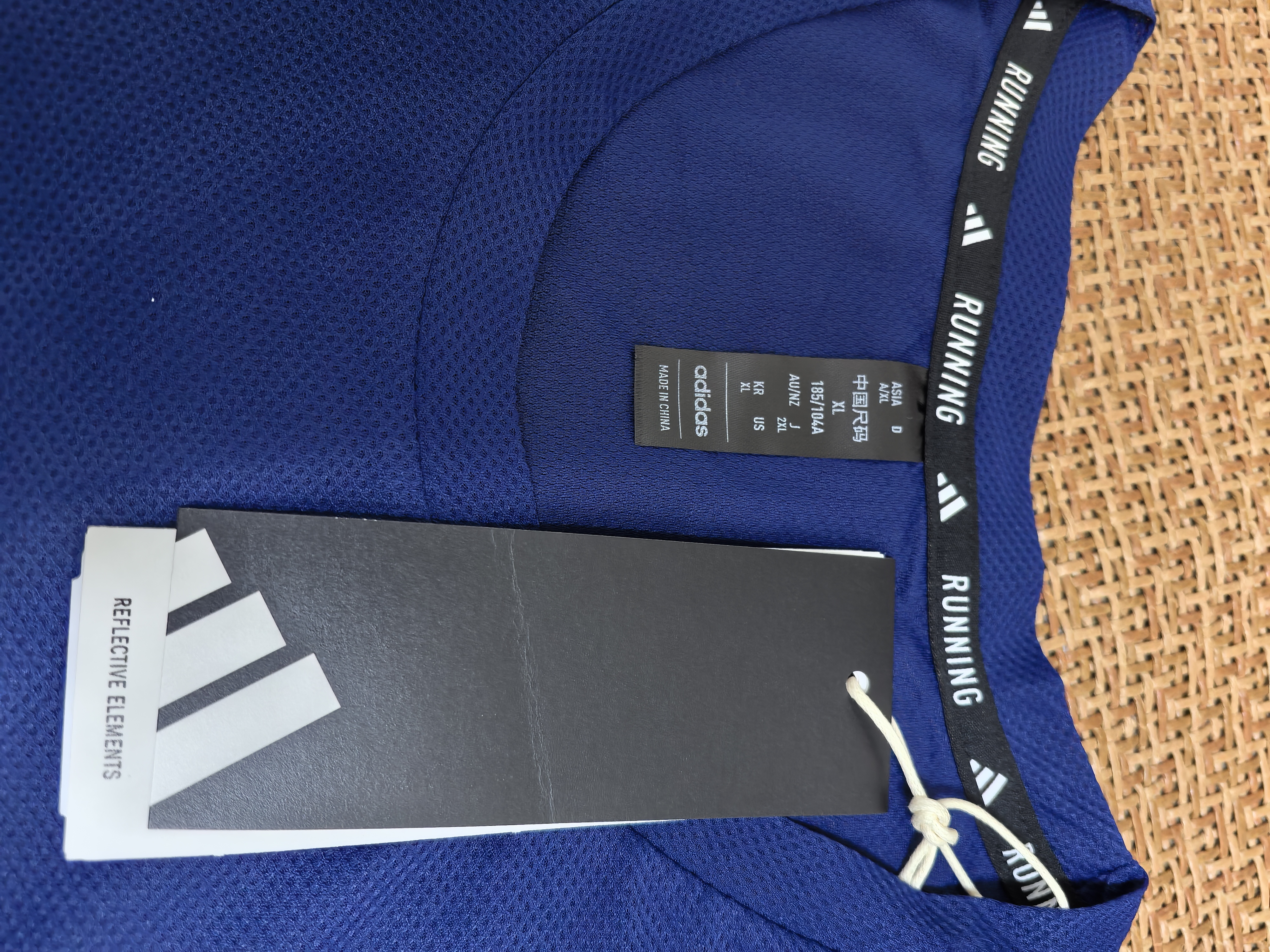 阿迪达斯（adidas）春夏运动跑步半袖休闲宽松衣服圆领短袖男 IN1502 A/XL码 实拍图
