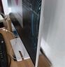 联想（Lenovo）27英寸FHD四边窄边框IPS面板 100Hz   原生低蓝光 内置音箱 手机支架 理线器 显示器  L27i-4A 实拍图