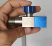 潜水艇（Submarine）F311黄铜加厚三角阀八字阀马桶热水器大流量4分进出水（蓝色） 实拍图