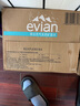 依云（evian）法国原装进口 依云天然矿泉水饮用水  整箱装弱碱性天然山泉水 【气泡】330ml*20 玻璃瓶 实拍图