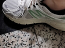 骆驼（CAMEL）户外复古慢跑步女鞋透气网面运动鞋 X23C30L4034A 奶油白/绿 38 实拍图