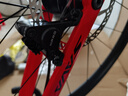 萨瓦SAVAEX-7铝合金公路车R4700油压碟刹一体弯把变速自行车竞速赛车 黑焰红【R4700-纯油碟-20速】 52【建议175cm-185cm】 实拍图