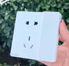 西门子（SIEMENS）开关插座面板 五孔二三强电墙面插座 无框面板86型 皓彩系列雅白 五孔插座带开关 实拍图