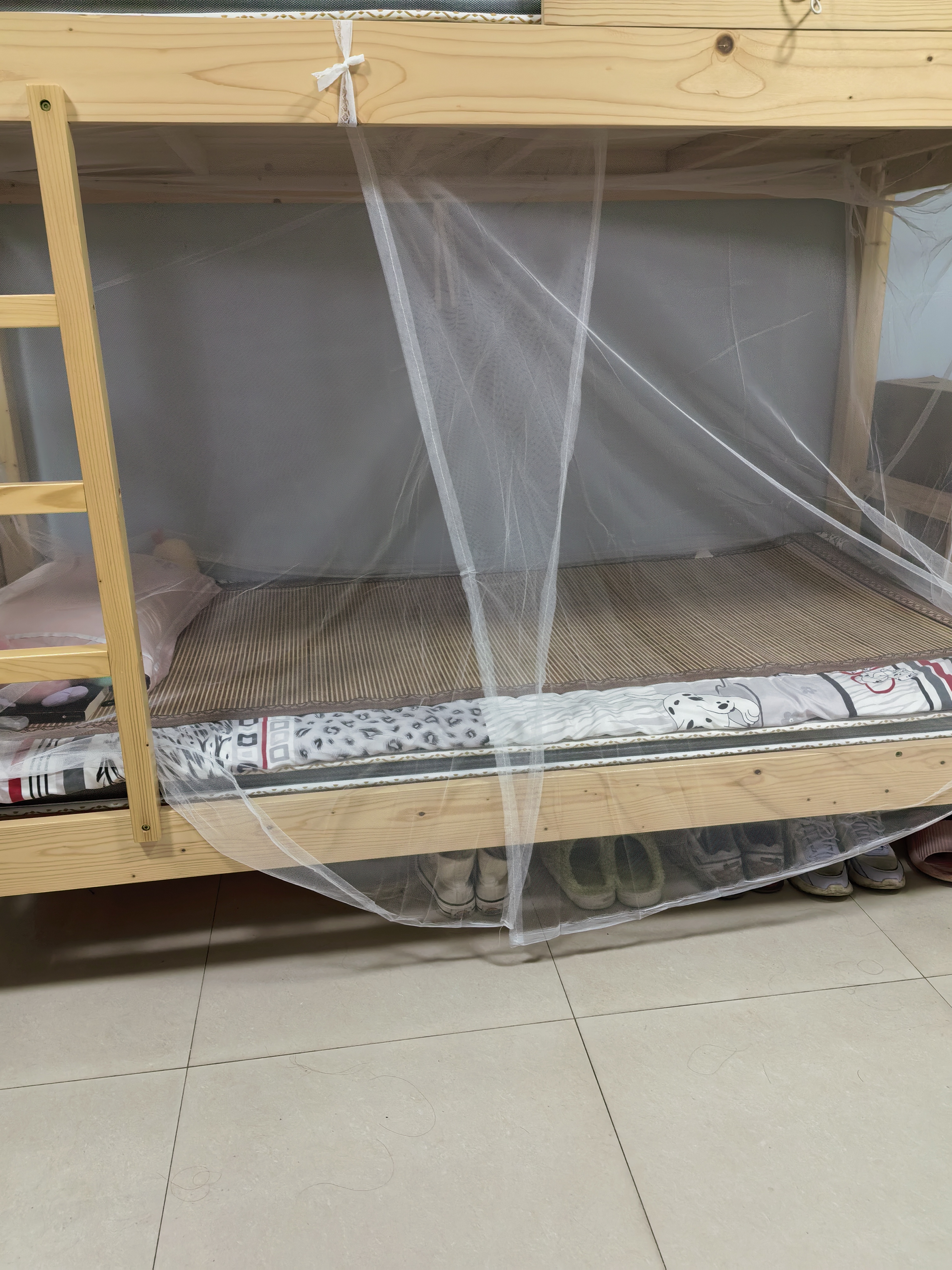 爱宝适学生蚊帐宿舍上下铺适用家用免安装单开门防尘蚊帐0.9m白色S845 实拍图