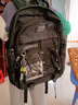 JCZS德国轻便书包初中生男女高颜值大容量减负护脊2025新款高中生双肩 【护脊减负】大号-纯黑色送闪电 实拍图