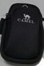 骆驼（CAMEL）户外男女款运动手臂包 双袋容纳男女手臂包 8W3AMT004 黑色 实拍图