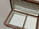 梵瀚（FANHAN）便携首饰盒收纳盒高档精致复古实木饰品盒手链项链戒指珠宝盒旅行 便携简约 无锁 灰绒布 黑胡桃木 实拍图