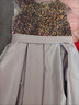 衣诺坊儿童礼服女童长裙演出服主持人表演舞蹈裙 灰色：缎摆长裙 150cm 实拍图