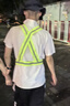 火星虎 反光背心 松紧可调节弹力带高亮反光马甲 骑行夜间跑步工地施工安全卡扣款荧光绿 实拍图