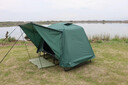 都格（Duge）（现货速发） 离地帐篷户外双人防暴雨免搭建野营加厚单人防晒露 军绿色（单人）+充气垫+睡袋 实拍图