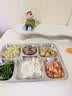 今万福 不锈钢餐盘学校食堂饭盘304不锈钢分格餐盘 新无勺六格 实拍图