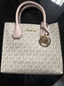 迈克.科尔斯（MICHAEL KORS）【热销】礼物mk女包 Mercer中号风琴包手提单肩包 粉拼色 实拍图