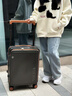 朗客德国前侧开盖行李箱20寸登机箱新款可扩容宽拉杆子母旅行密码箱24 复古灰【双充电接口+杯架+挂钩】 20英寸 登机箱 扩展后约等于22寸 实拍图