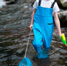 麓格立 儿童下水裤 户外赶海涉水裤带口袋背带防水连体雨鞋玩水服涉水裤 蓝色36【内长22.5cm】 实拍图