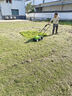 TOMSPOWER电动割草机手推式小型家用草坪修剪机托马斯园林大功率打除草神器 2100W割草功率+55米电线+3把刀片 实拍图