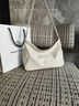 蔻一（Cnoles）泊月包hobo包女士小众高级感斜挎托特包通勤腋下包白色 实拍图