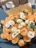 领香鲜花速递香槟玫瑰花束送女友老婆生日礼物全国同城配送 33朵香槟玫瑰花束 实拍图