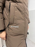 波司登（BOSIDENG）25新款羽绒服女款中长款90绒商场同款可脱卸帽外套B250246064DS 摩卡咖啡|7C31 卡码拍大 M 165/88A 体重约110-120斤 实拍图