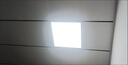 雷士（NVC） 集成吊顶灯 led吸顶灯铝扣板平板灯嵌入式厨房灯面板卫生间灯 雾银 18W正白光 30x30cm 实拍图