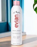 依云（evian）矿泉水喷雾50ml*2 爽肤水 补水保湿喷雾便携套装  实拍图