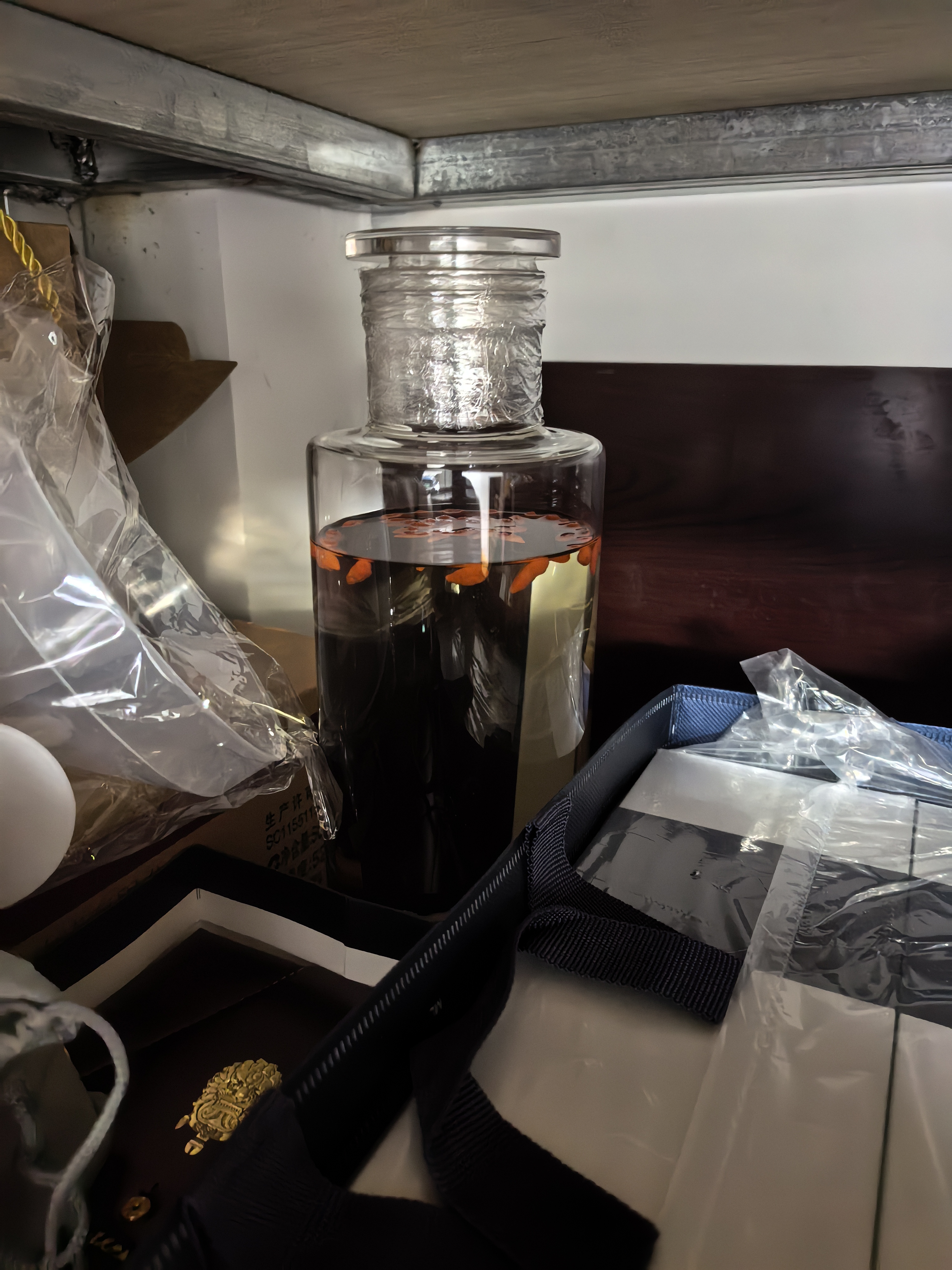 山德堂高硼硅玻璃泡酒瓶小号细长人参药酒瓶玻璃瓶密封酿酒泡酒罐1-6斤 【6斤单瓶】锁扣款 实拍图