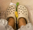 卡骆驰（crocs）男女鞋经典洞洞鞋户外休闲时尚潮流沙滩鞋凉拖鞋 10001-2Y2 38-39 实拍图