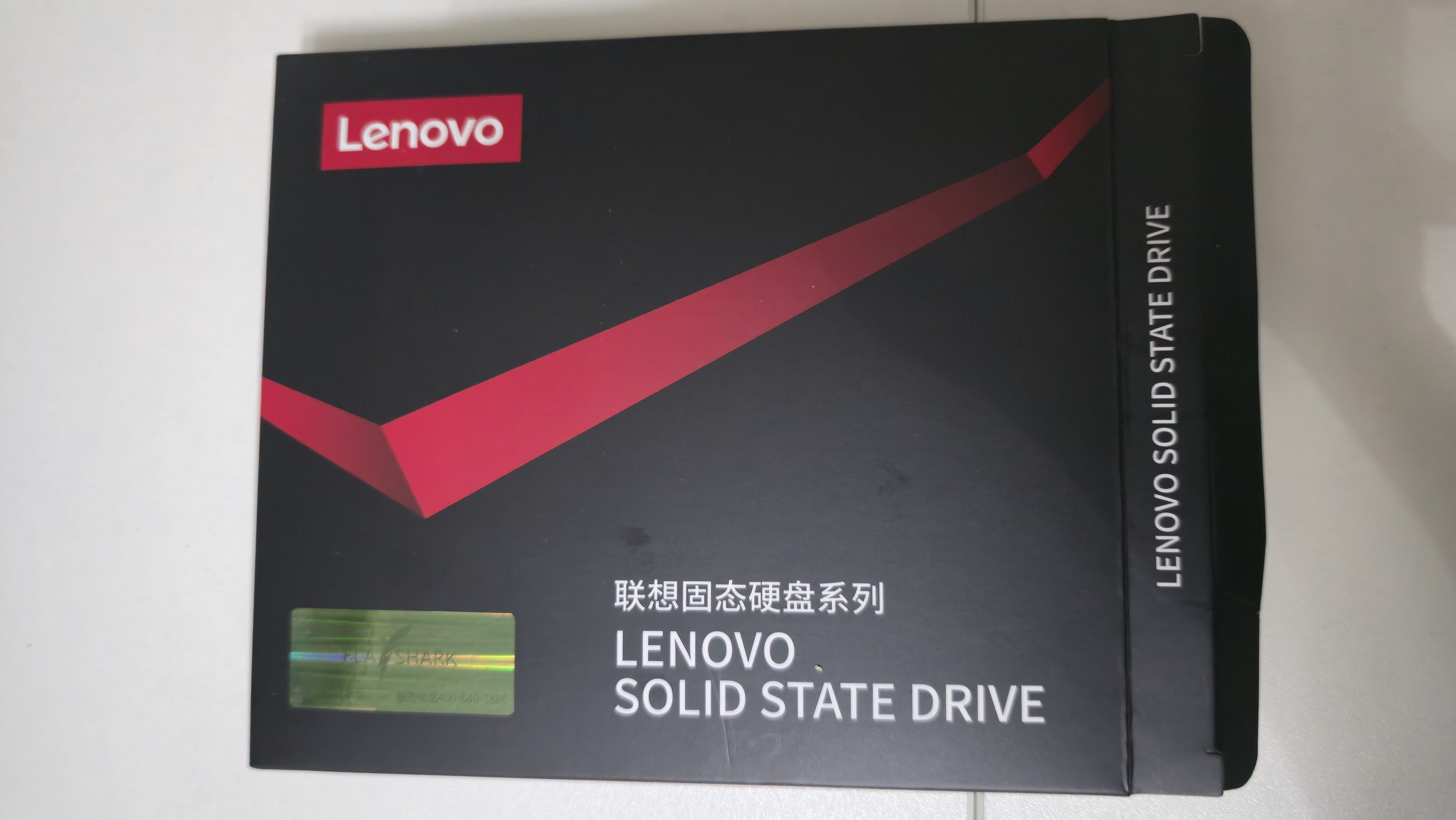 联想（Lenovo) 4TB SSD固态硬盘 SATA3.0 SL700闪电鲨系列台式机/笔记本通用 实拍图