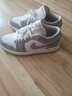 耐克NIKE篮球鞋男女同款小迪奥AJ1 JORDAN 1运动鞋DC0774-105白灰36.5 实拍图