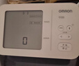 欧姆龙（OMRON）房颤血压计上臂式血压仪器家用医用高精准 U734T 送礼送长辈老人 实拍图