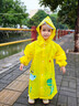 牧萌 儿童雨衣男女童带书包位宝宝幼儿园小学生雨鞋套装防水卡通雨披 活力黄恐龙 M码（建议身高95-105cm） 实拍图