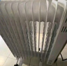 美的（Midea）取暖器 电热油汀 电暖器 电暖气片 暖风机家用 2200W功率大面积加湿烘衣13片节能省电 【大白经典款】22N 实拍图