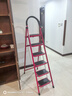 艾瑞科梯子家用折叠梯人字梯楼梯踏步板加厚安全便携多功能登爬楼梯 碳钢红色六步梯 实拍图