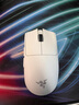 雷蛇（Razer）毒蝰V3pro专业版无线鼠标 8K 电竞游戏轻量化鼠标 类肤材质  cs2 无畏契约 白 实拍图