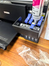 爱普生（EPSON）原装004墨水L3267 L3558 L3255 L3218 L3219 L3118 3156 L3353 L3355 L3351 L1358 L1359 L3356打印机 004 实拍图
