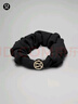 lululemon丨Uplifting 女士带徽标发圈 LW9FDGS 黑色 O/S 实拍图